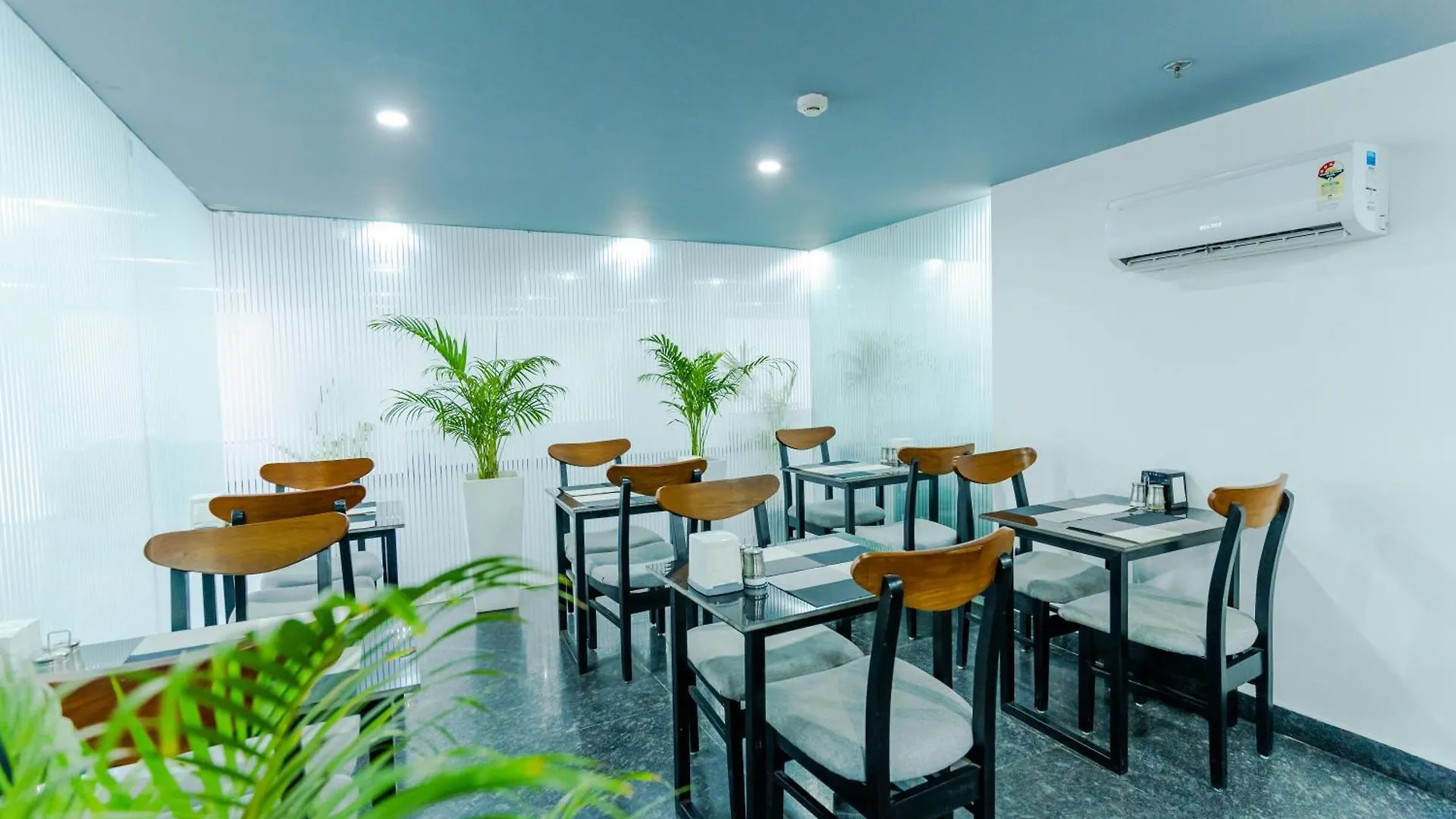 Bedchambers Serviced Apartments, Golf Course Road, Gurgaon