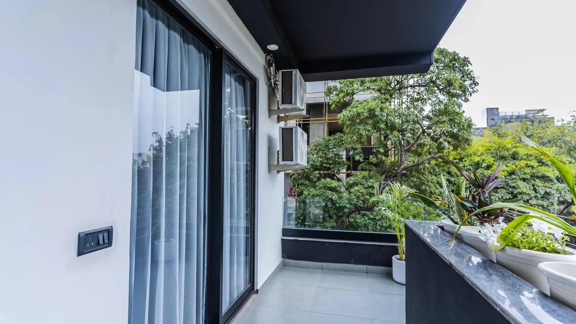Bedchambers Serviced Apartments, Golf Course Road, Gurgaon Aparthotel